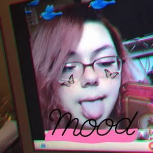 Meet your Posher, Delila